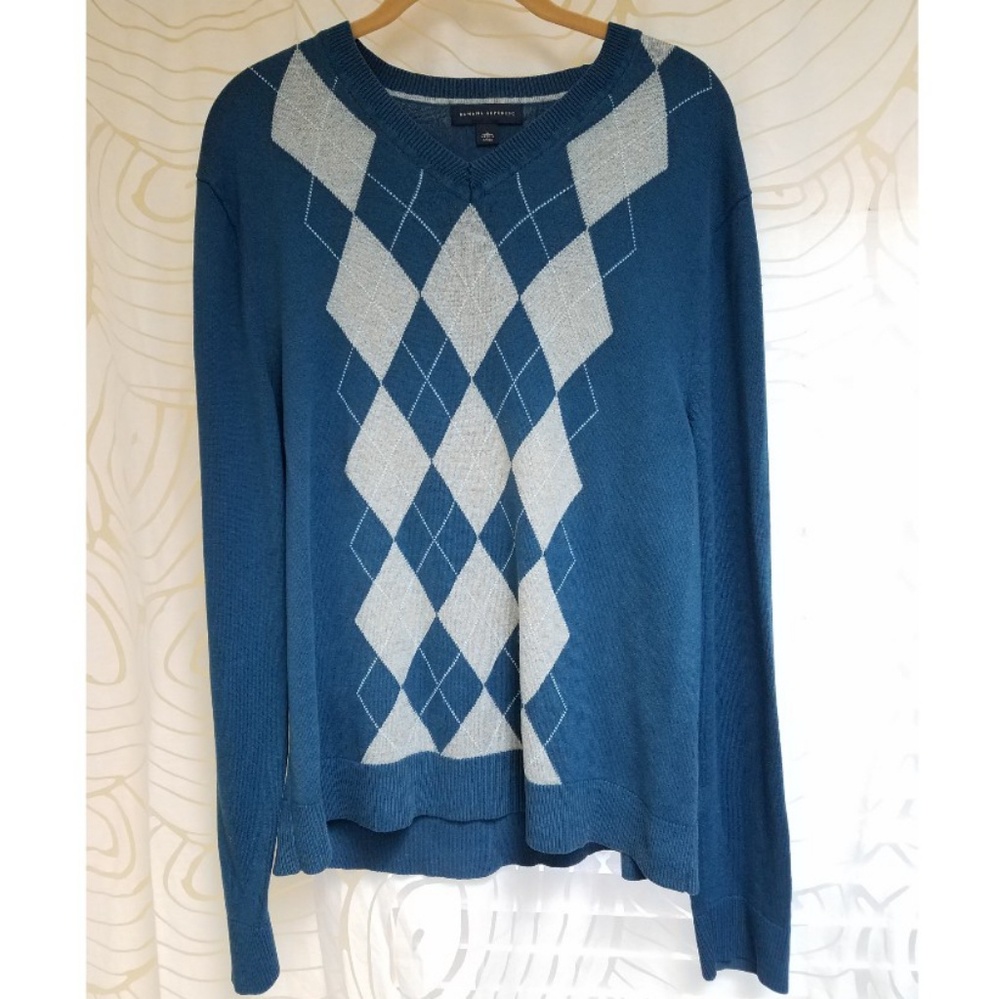 EUC Banana Republic Blue Argyle Sweater